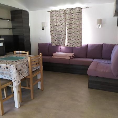 Mobilhome Chateaux De La Loire Vue Sur Foret Onzain Exterior foto